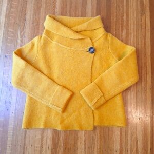 Adrienne Vittadini vintage sweater mustard s